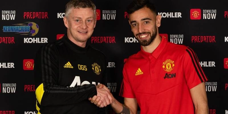 Bruno Fernandes cập bến Manchester United vào mùa Đông năm 2020