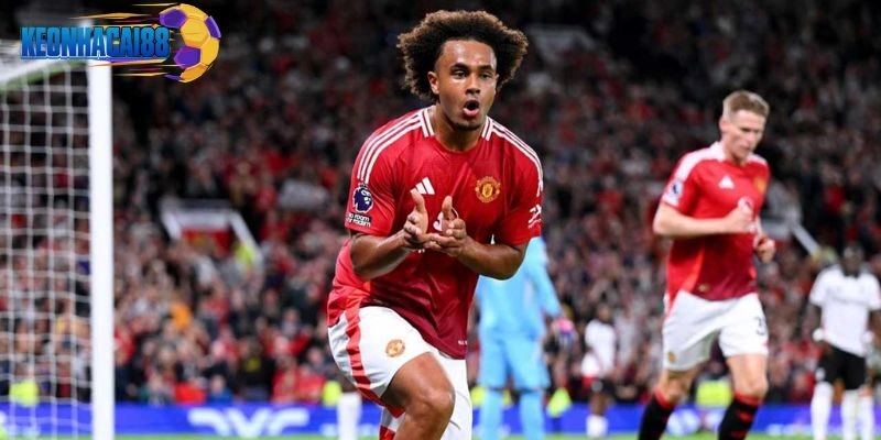 Dù ở vị trí nào thì Joshua Zirkzee đều có thể làm tốt